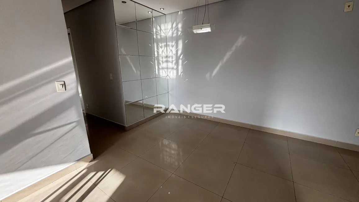 Apartamento com 2 quartos para alugar, 70m2 em Vila Belmiro, Santos - SP - imagem 7 Foto 7 de Apartamento com 2 quartos para alugar, 70m2 em Vila Belmiro, Santos - SP