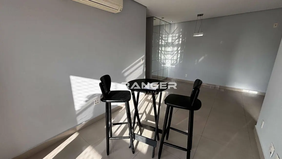 Apartamento com 2 quartos para alugar, 70m2 em Vila Belmiro, Santos - SP - imagem 6 Foto 6 de Apartamento com 2 quartos para alugar, 70m2 em Vila Belmiro, Santos - SP