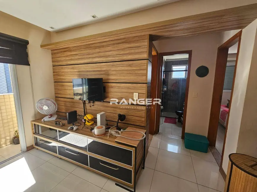 Foto 2 de Apartamento com 2 quartos à venda, 72m2 em Encruzilhada, Santos - SP