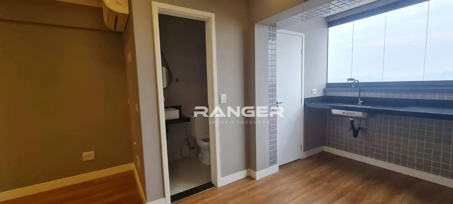 Foto 6 de Sala Comercial para alugar, 42m2 em Santos - SP