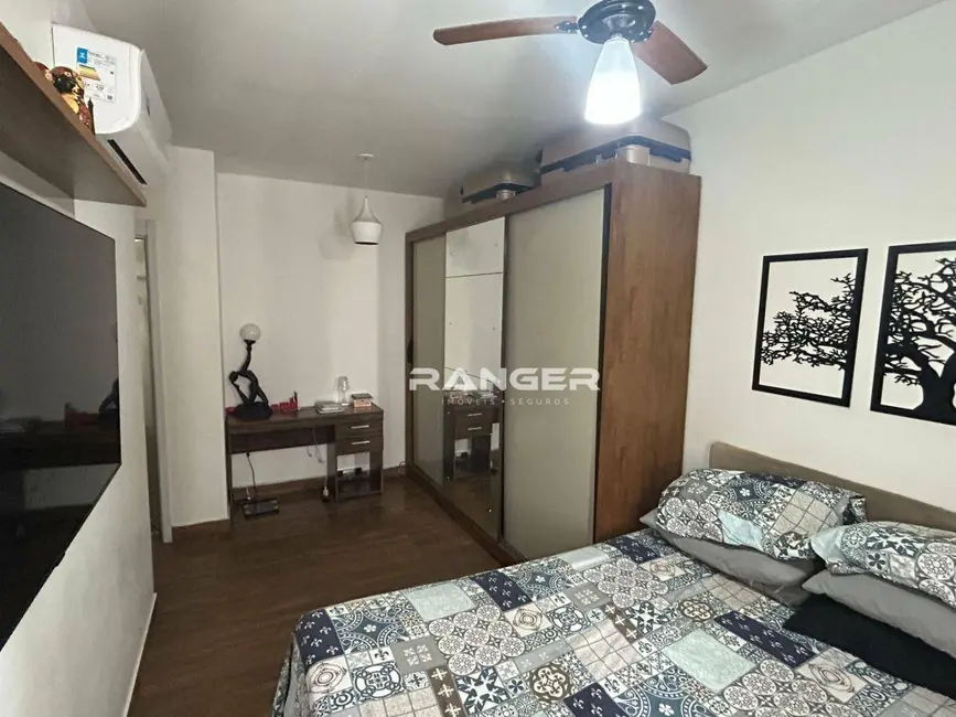 Apartamento com 2 quartos para alugar, 63m2 em Marapé, Santos - SP - imagem 9 Foto 9 de Apartamento com 2 quartos para alugar, 63m2 em Marapé, Santos - SP