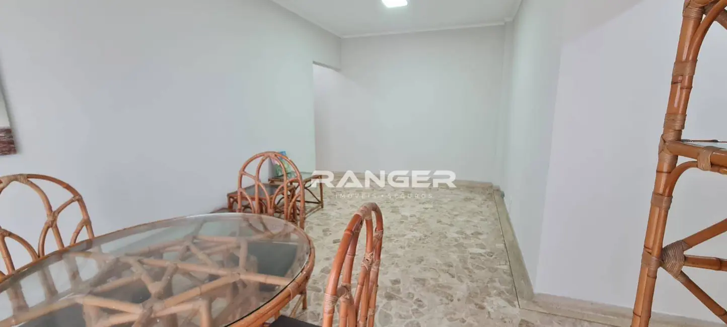 Foto 2 de Apartamento com 2 quartos à venda, 120m2 em Gonzaga, Santos - SP