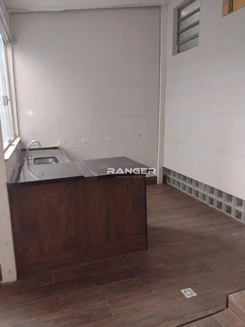 Foto 6 de Casa com 3 quartos para alugar, 140m2 em Gonzaga, Santos - SP