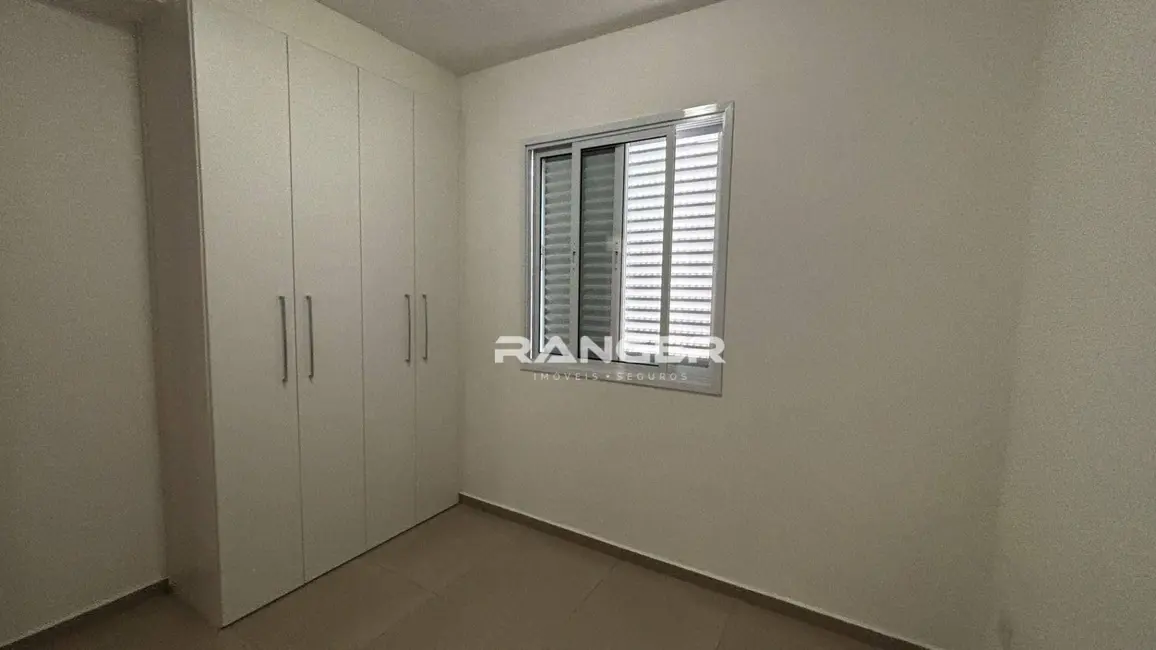 Foto 4 de Apartamento com 2 quartos para alugar, 60m2 em Gonzaga, Santos - SP
