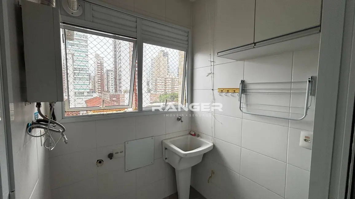 Foto 9 de Apartamento com 2 quartos para alugar, 60m2 em Gonzaga, Santos - SP