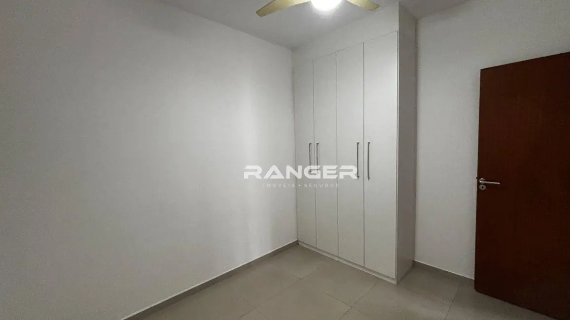 Foto 7 de Apartamento com 2 quartos para alugar, 60m2 em Gonzaga, Santos - SP
