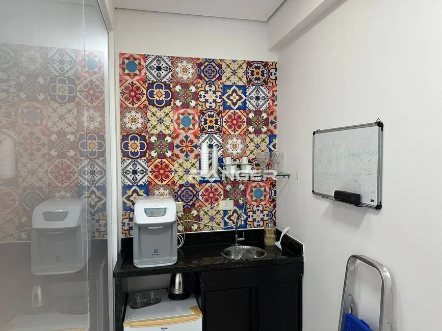 Foto 2 de Sala Comercial para alugar, 42m2 em Santos - SP