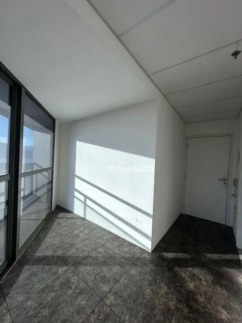 Sala Comercial para alugar, 77m2 em Valongo, Santos - SP - imagem 7 Foto 7 de Sala Comercial para alugar, 77m2 em Valongo, Santos - SP