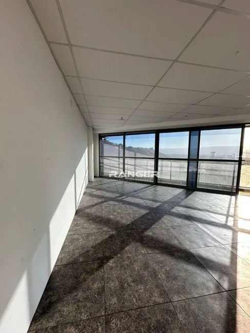 Sala Comercial para alugar, 77m2 em Valongo, Santos - SP - imagem 3 Foto 3 de Sala Comercial para alugar, 77m2 em Valongo, Santos - SP