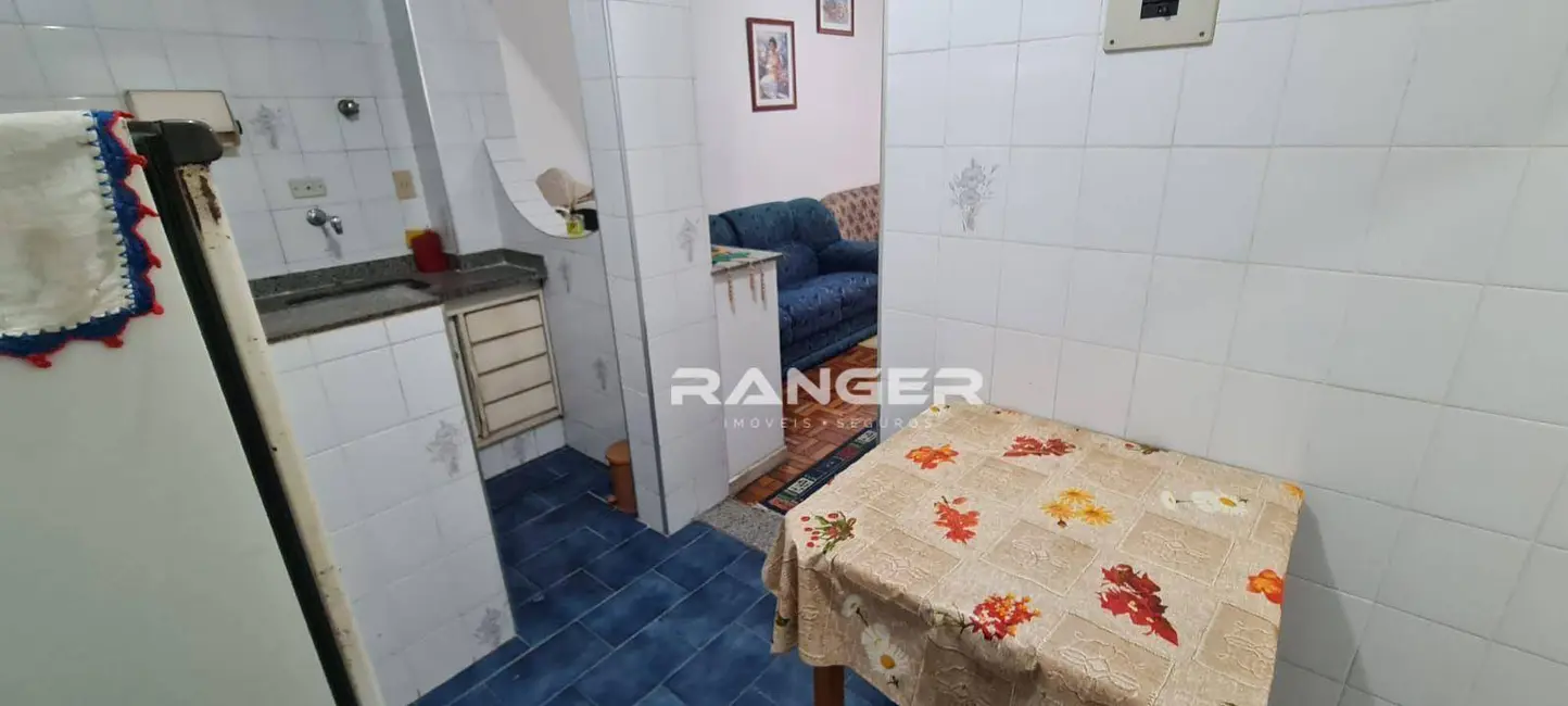 Foto 3 de Apartamento com 1 quarto à venda, 50m2 em Marapé, Santos - SP