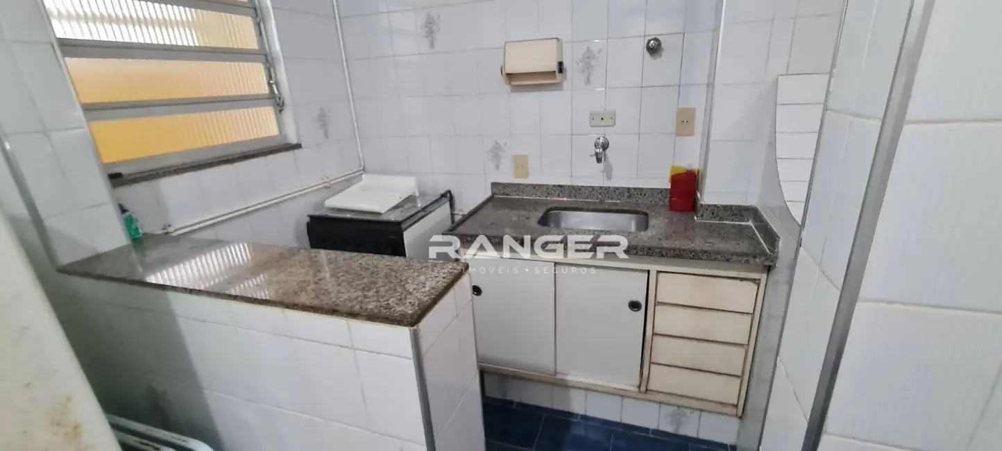 Foto 5 de Apartamento com 1 quarto à venda, 50m2 em Marapé, Santos - SP