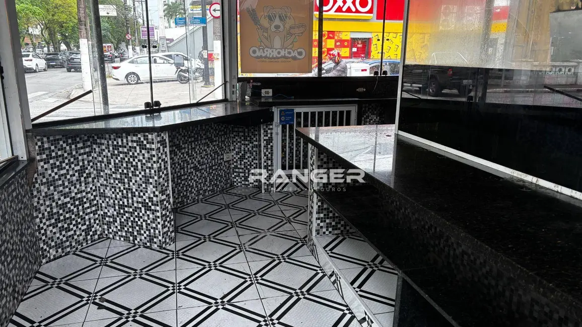 Foto 36 de Casa para alugar, 350m2 em Pompéia, Santos - SP