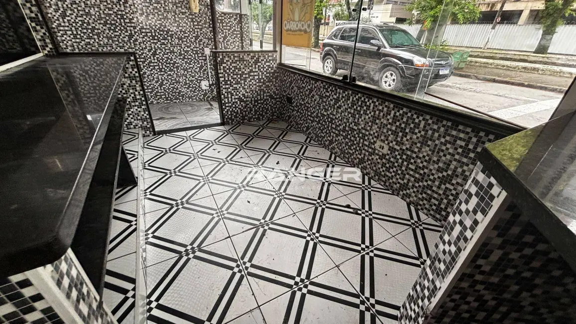 Foto 41 de Casa para alugar, 350m2 em Pompéia, Santos - SP