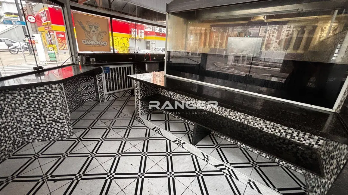 Foto 42 de Casa para alugar, 350m2 em Pompéia, Santos - SP