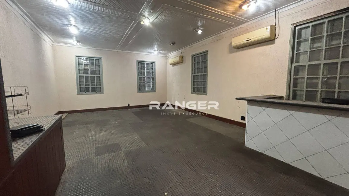 Foto 7 de Casa para alugar, 350m2 em Pompéia, Santos - SP