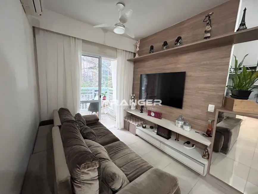 Foto 5 de Apartamento com 2 quartos à venda, 64m2 em Marapé, Santos - SP