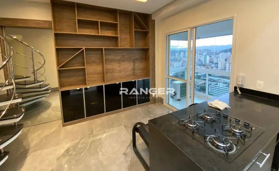 Cobertura com 2 quartos para alugar, 96m2 em Boqueirão, Santos - SP - imagem 8 Foto 8 de Cobertura com 2 quartos para alugar, 96m2 em Boqueirão, Santos - SP