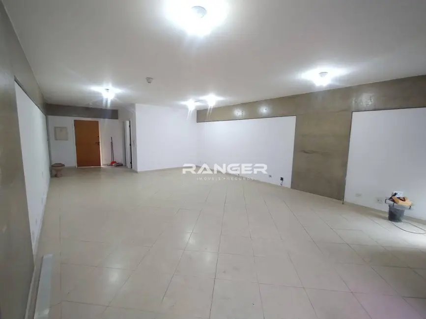 Sala Comercial para alugar, 59m2 em Centro, Santos - SP - imagem 2 Foto 2 de Sala Comercial para alugar, 59m2 em Centro, Santos - SP