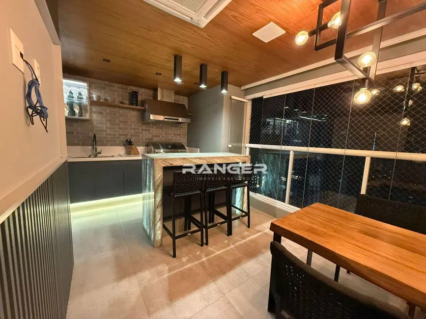 Foto 4 de Apartamento com 3 quartos à venda, 122m2 em Gonzaga, Santos - SP