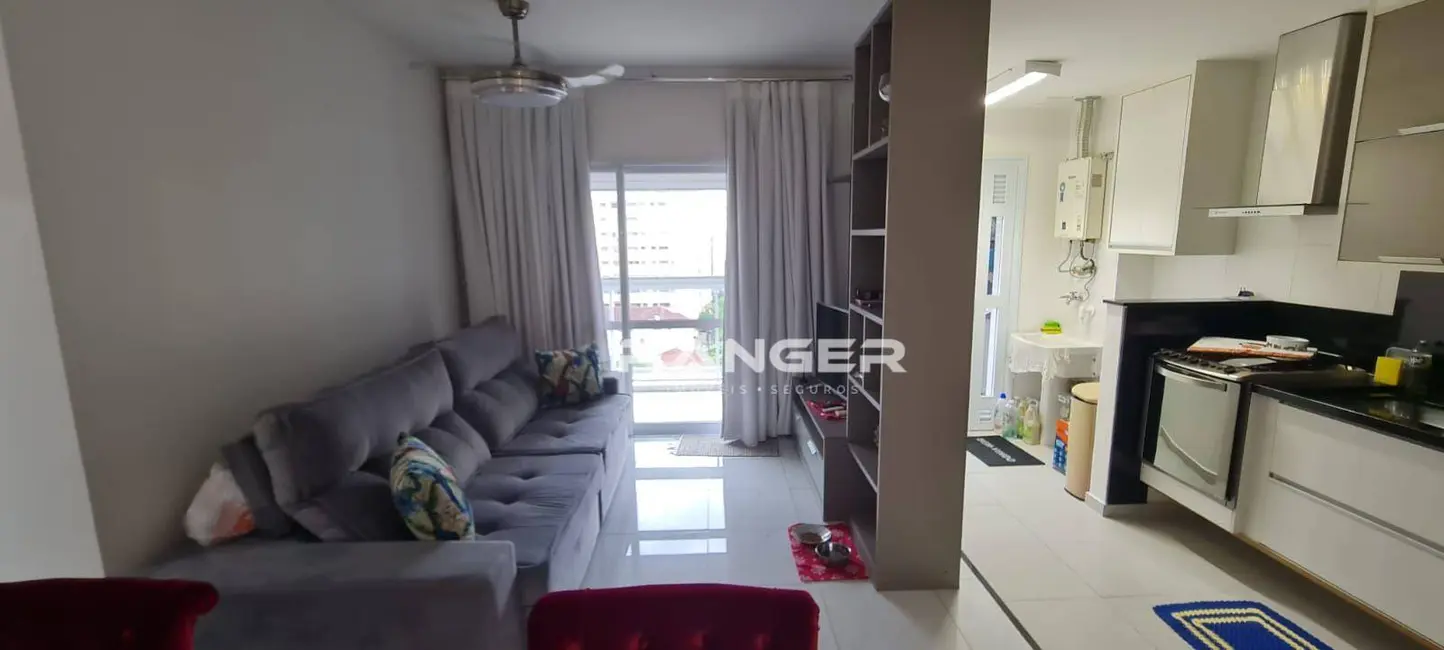 Foto 2 de Apartamento com 2 quartos para alugar, 80m2 em Gonzaga, Santos - SP