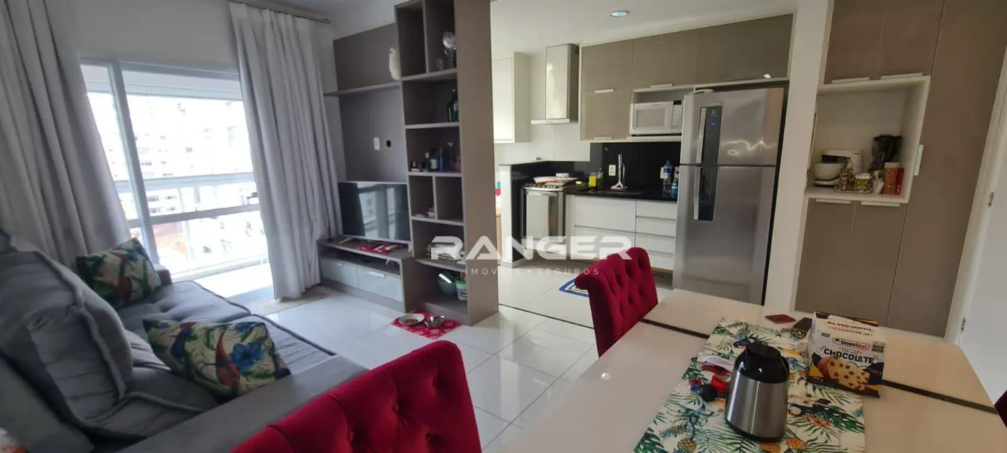 Foto 6 de Apartamento com 2 quartos para alugar, 80m2 em Gonzaga, Santos - SP