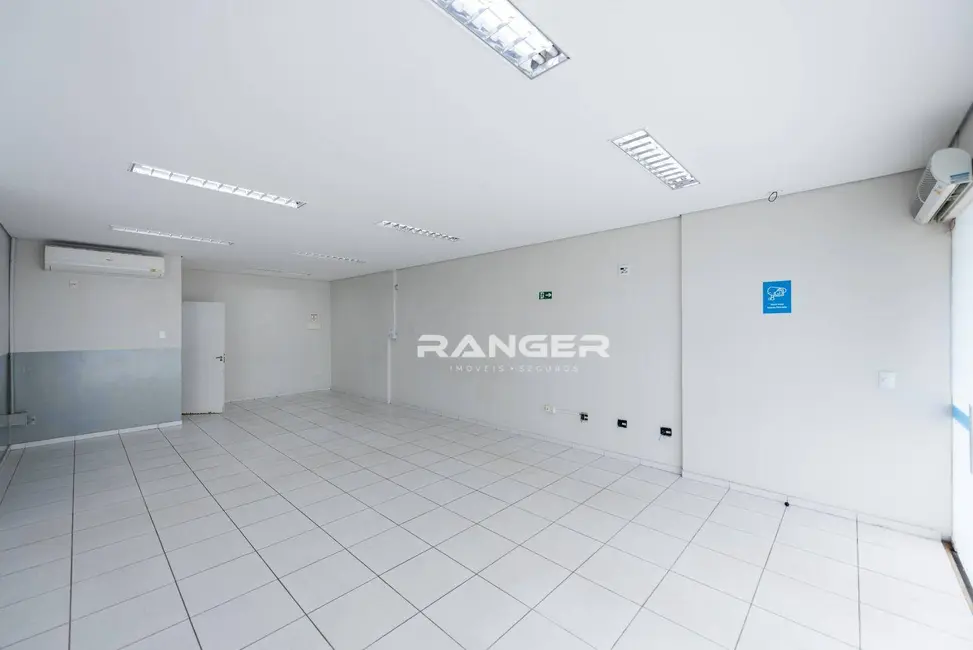 Loja para alugar, 56m2 em Vila Valença, Sao Vicente - SP - imagem 3 Foto 3 de Loja para alugar, 56m2 em Vila Valença, Sao Vicente - SP