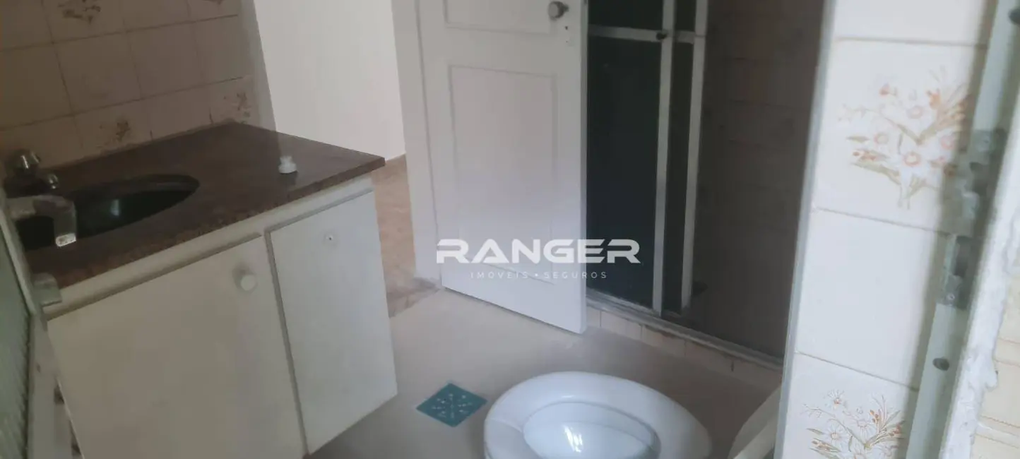 Foto 5 de Apartamento com 2 quartos para alugar, 95m2 em Boqueirão, Santos - SP