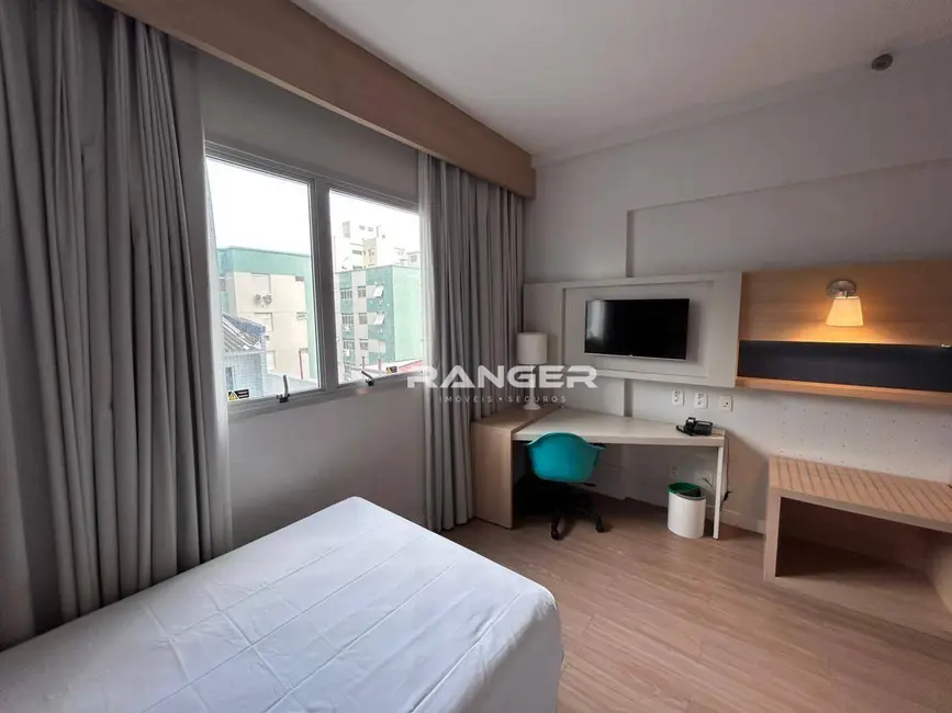 Apartamento com 1 quarto à venda, 25m2 em Gonzaga, Santos - SP - imagem 3 Foto 3 de Apartamento com 1 quarto à venda, 25m2 em Gonzaga, Santos - SP