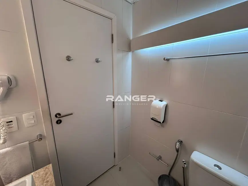 Apartamento com 1 quarto à venda, 25m2 em Gonzaga, Santos - SP - imagem 9 Foto 9 de Apartamento com 1 quarto à venda, 25m2 em Gonzaga, Santos - SP