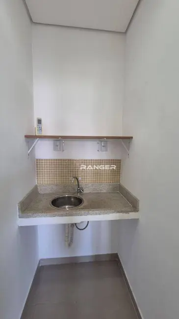 Foto 7 de Sala Comercial para alugar, 42m2 em Santos - SP