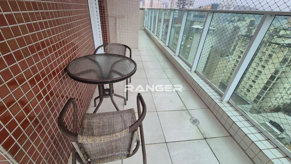 Foto 2 de Apartamento com 2 quartos para alugar, 72m2 em Gonzaga, Santos - SP