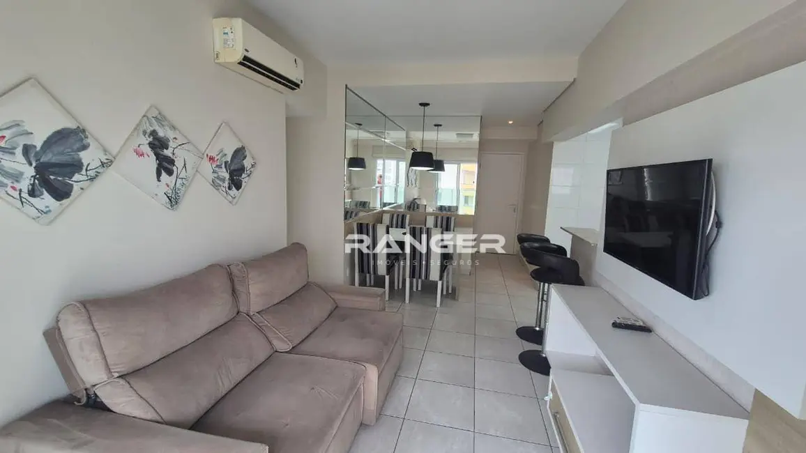 Foto 3 de Apartamento com 2 quartos para alugar, 72m2 em Gonzaga, Santos - SP