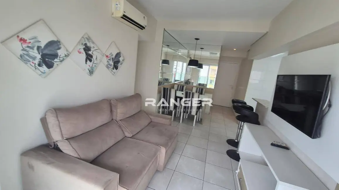 Foto 1 de Apartamento com 2 quartos para alugar, 72m2 em Gonzaga, Santos - SP