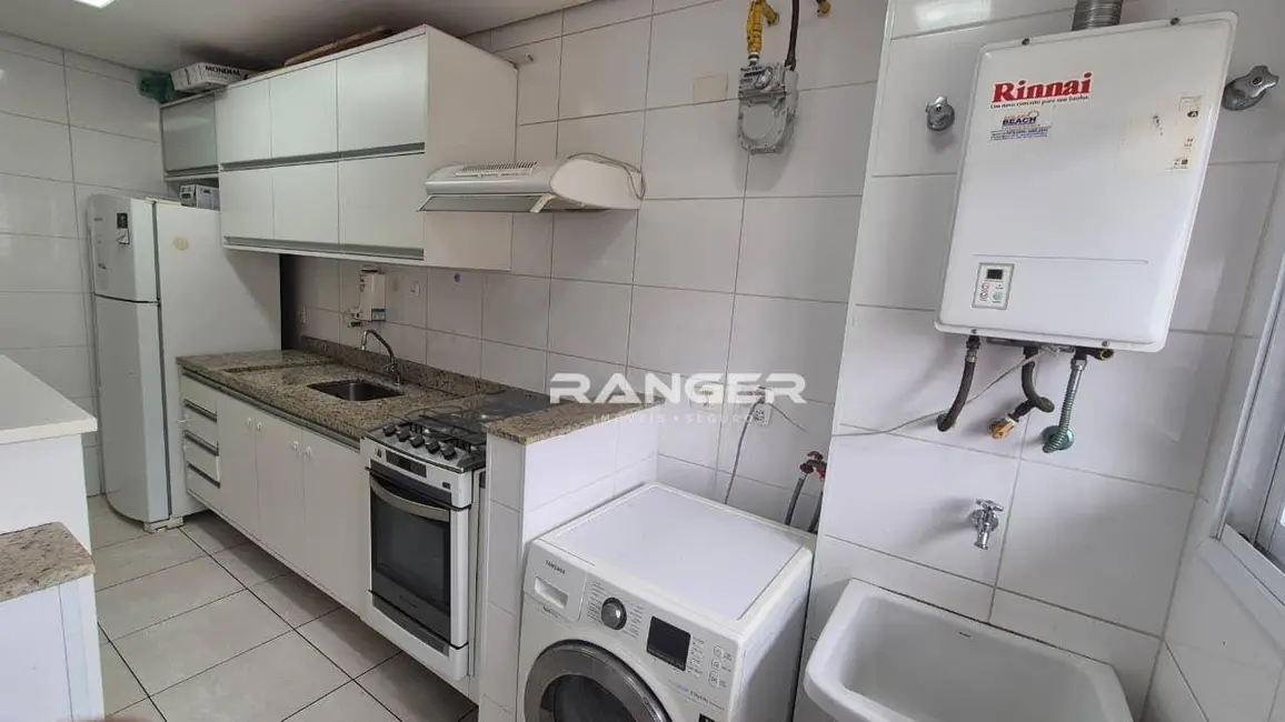 Foto 7 de Apartamento com 2 quartos para alugar, 72m2 em Gonzaga, Santos - SP
