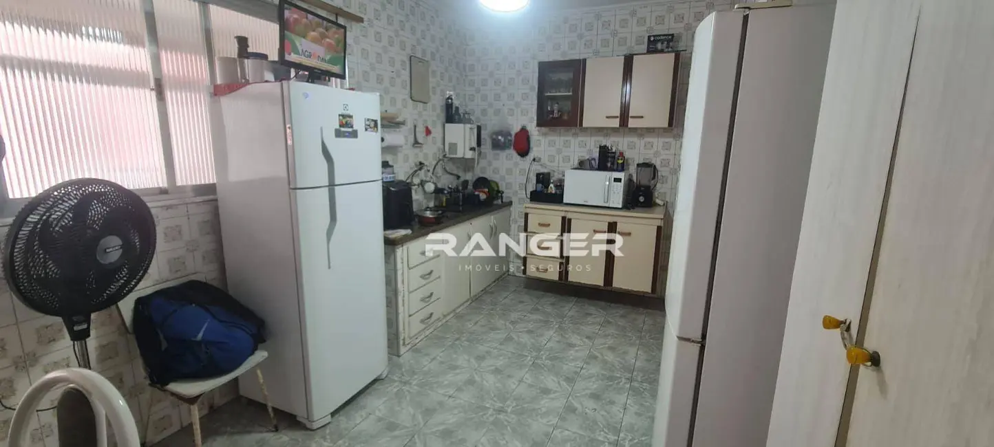 Foto 6 de Apartamento com 3 quartos à venda, 171m2 em José Menino, Santos - SP