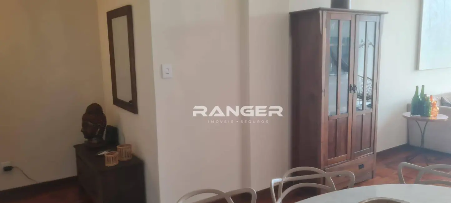 Foto 4 de Apartamento com 2 quartos para alugar, 100m2 em Ponta da Praia, Santos - SP