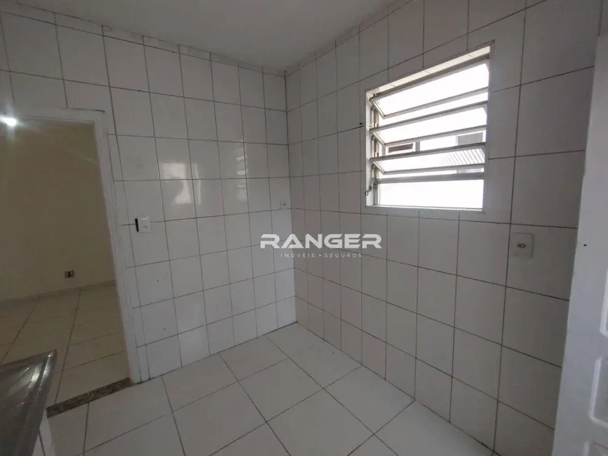 Foto 8 de Apartamento com 2 quartos à venda, 75m2 em Gonzaga, Santos - SP