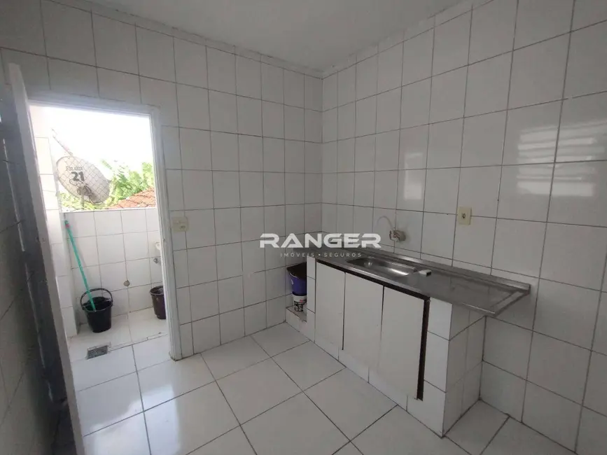 Foto 6 de Apartamento com 2 quartos à venda, 75m2 em Gonzaga, Santos - SP