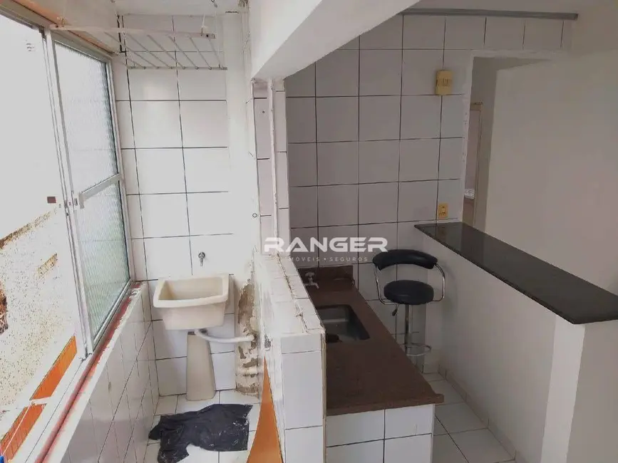 Foto 7 de Apartamento com 2 quartos para alugar, 75m2 em Gonzaga, Santos - SP
