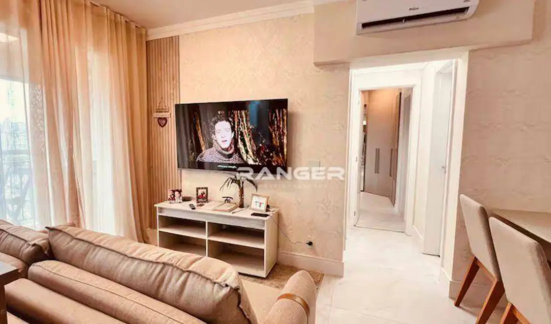 Foto 1 de Apartamento com 2 quartos para alugar, 63m2 em Marapé, Santos - SP