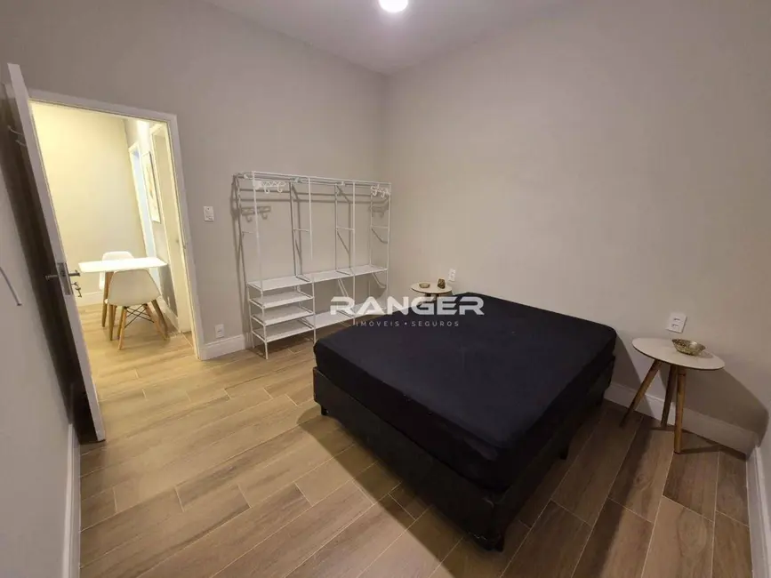 Foto 9 de Apartamento com 2 quartos à venda, 55m2 em Embaré, Santos - SP