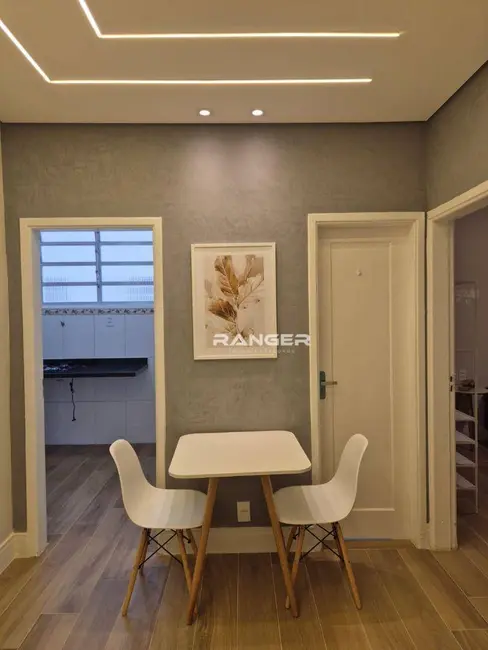 Foto 6 de Apartamento com 2 quartos à venda, 55m2 em Embaré, Santos - SP