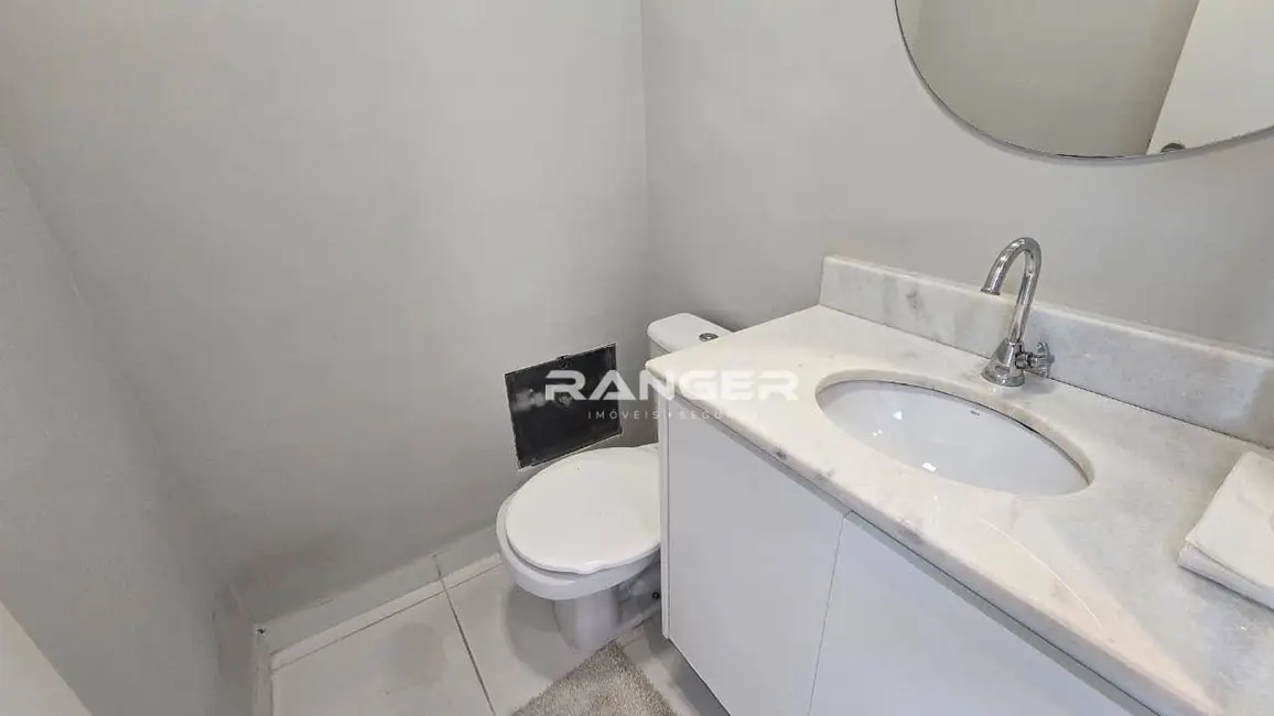 Foto 2 de Sala Comercial para alugar, 40m2 em Gonzaga, Santos - SP