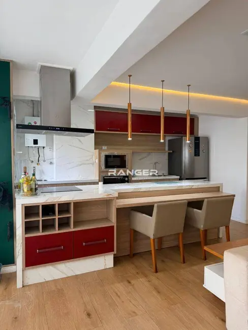 Foto 5 de Apartamento com 2 quartos para alugar, 63m2 em Marapé, Santos - SP