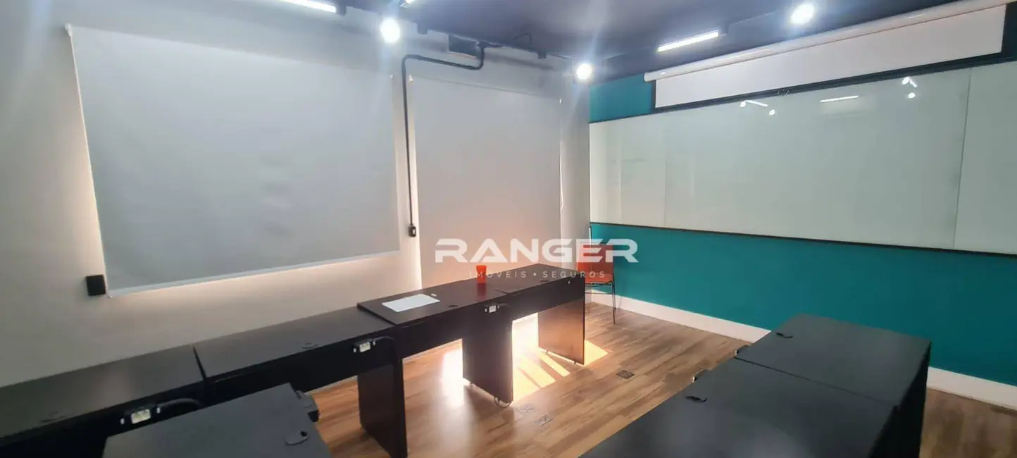 Foto 4 de Sala Comercial para alugar, 49m2 em Santos - SP
