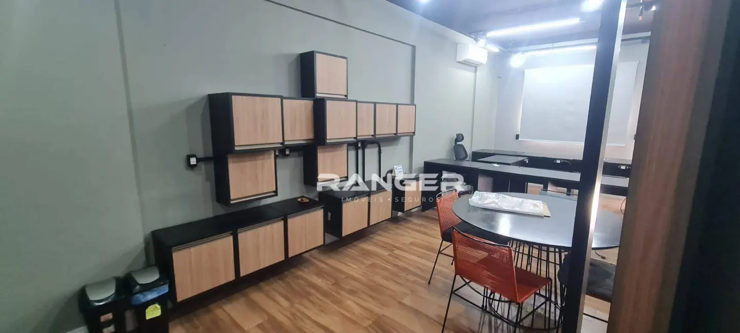 Foto 8 de Sala Comercial para alugar, 49m2 em Santos - SP