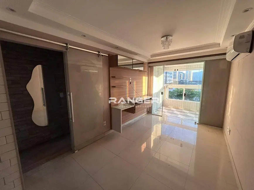 Foto 1 de Apartamento com 2 quartos à venda, 72m2 em Vila Valença, Sao Vicente - SP