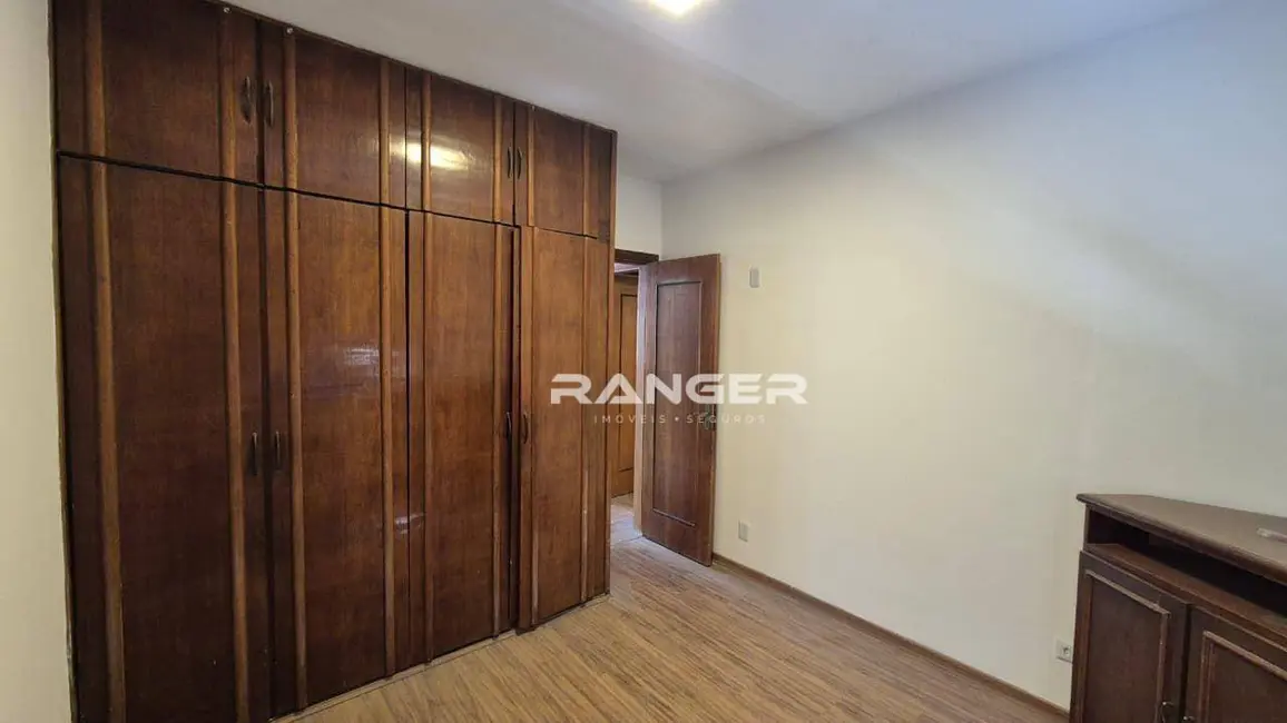 Foto 6 de Apartamento com 2 quartos à venda, 90m2 em Embaré, Santos - SP