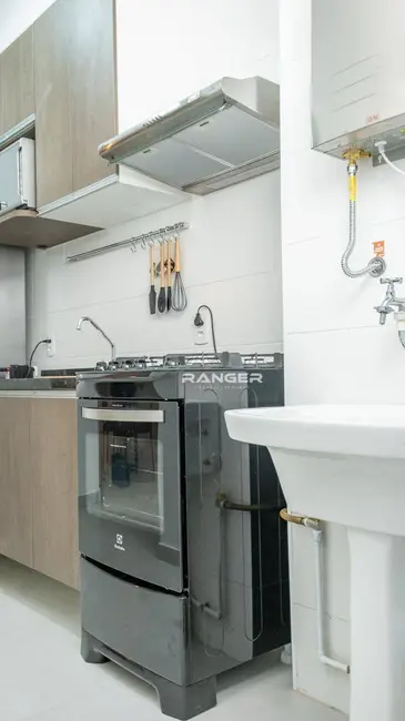 Foto 7 de Apartamento com 2 quartos para alugar, 84m2 em Marapé, Santos - SP