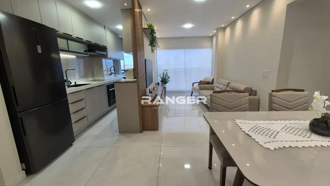 Apartamento com 2 quartos à venda, 64m2 em Marapé, Santos - SP - imagem 5 Foto 5 de Apartamento com 2 quartos à venda, 64m2 em Marapé, Santos - SP